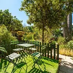 4 Bears Bed & Breakfast