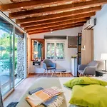 4 Bears Bed & Breakfast