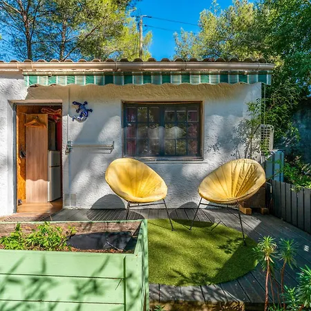 4 Bears Bed & Breakfast 3*