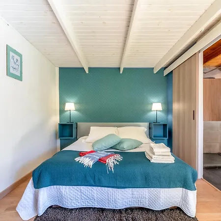 4 Bears Bed & Breakfast