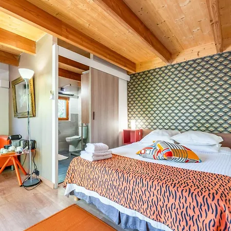 4 Bears Bed & Breakfast 3*
